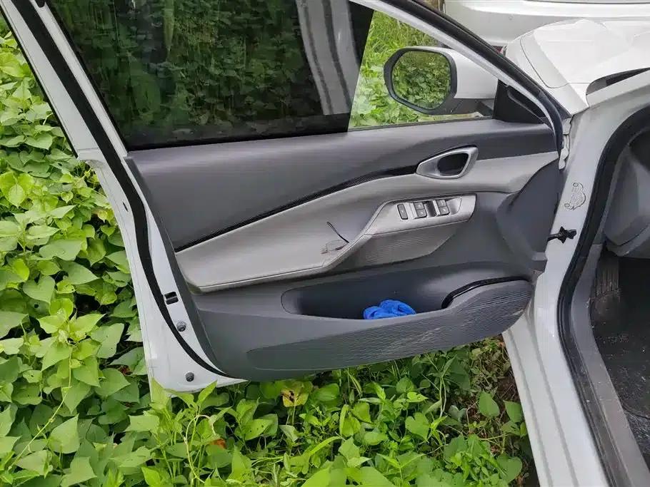 Baojun RC-5 2020 1.5L CVT Smart Elite Edition — миниатюра 7