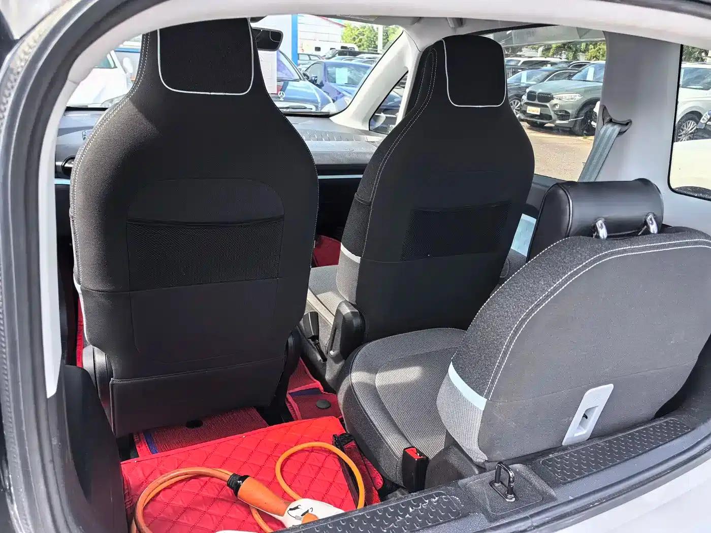 Baojun E300 2020 Interstellar Smart Edition — миниатюра 9