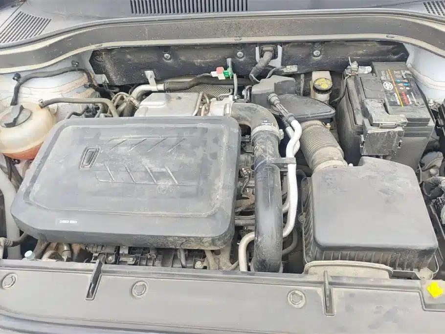 Bestune T55 2023 1.5T Automatic Leap Forward Edition — миниатюра 10