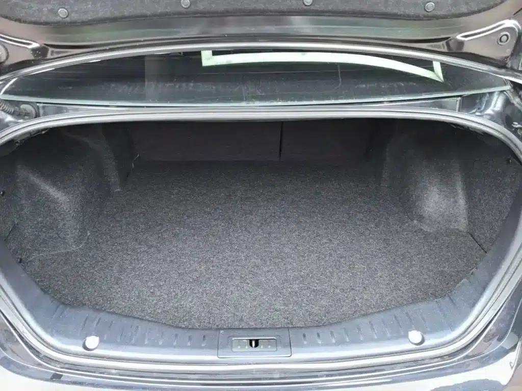 Besturn B90 2014 1.8T Automatic Luxury Edition — миниатюра 19