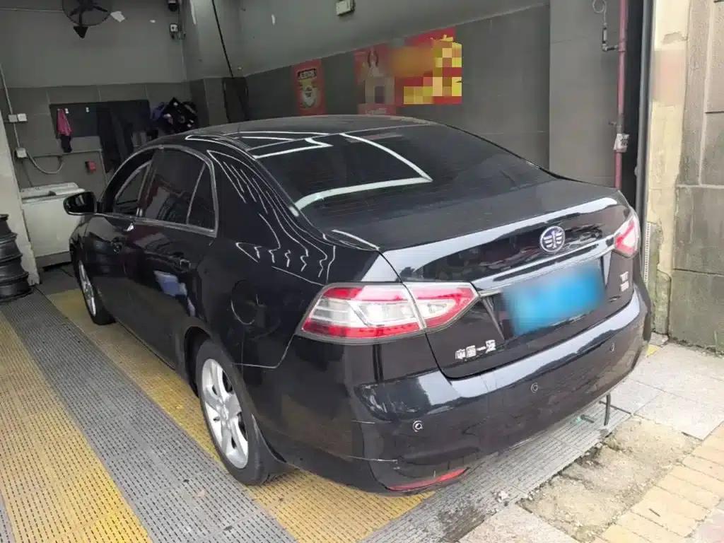 Besturn B90 2014 1.8T Automatic Luxury Edition — миниатюра 5