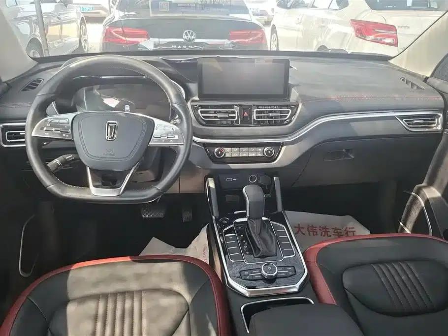 Bestune T33 2019 1.6L Automatic Deluxe Edition (National VI Emission Standard) — миниатюра 12