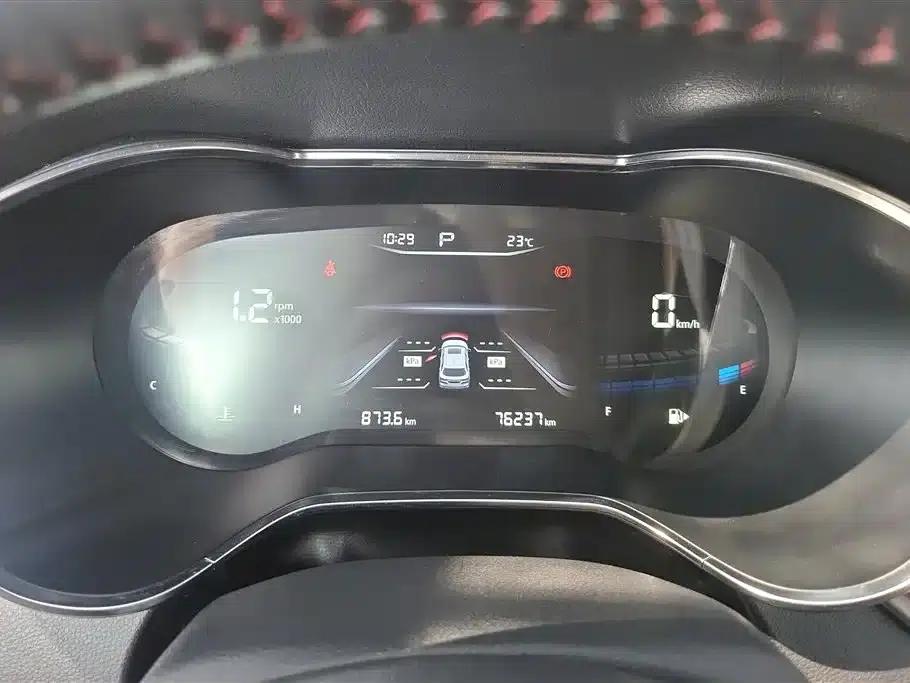 Bestune T33 2019 1.6L Automatic Deluxe Edition (National VI Emission Standard) — миниатюра 14