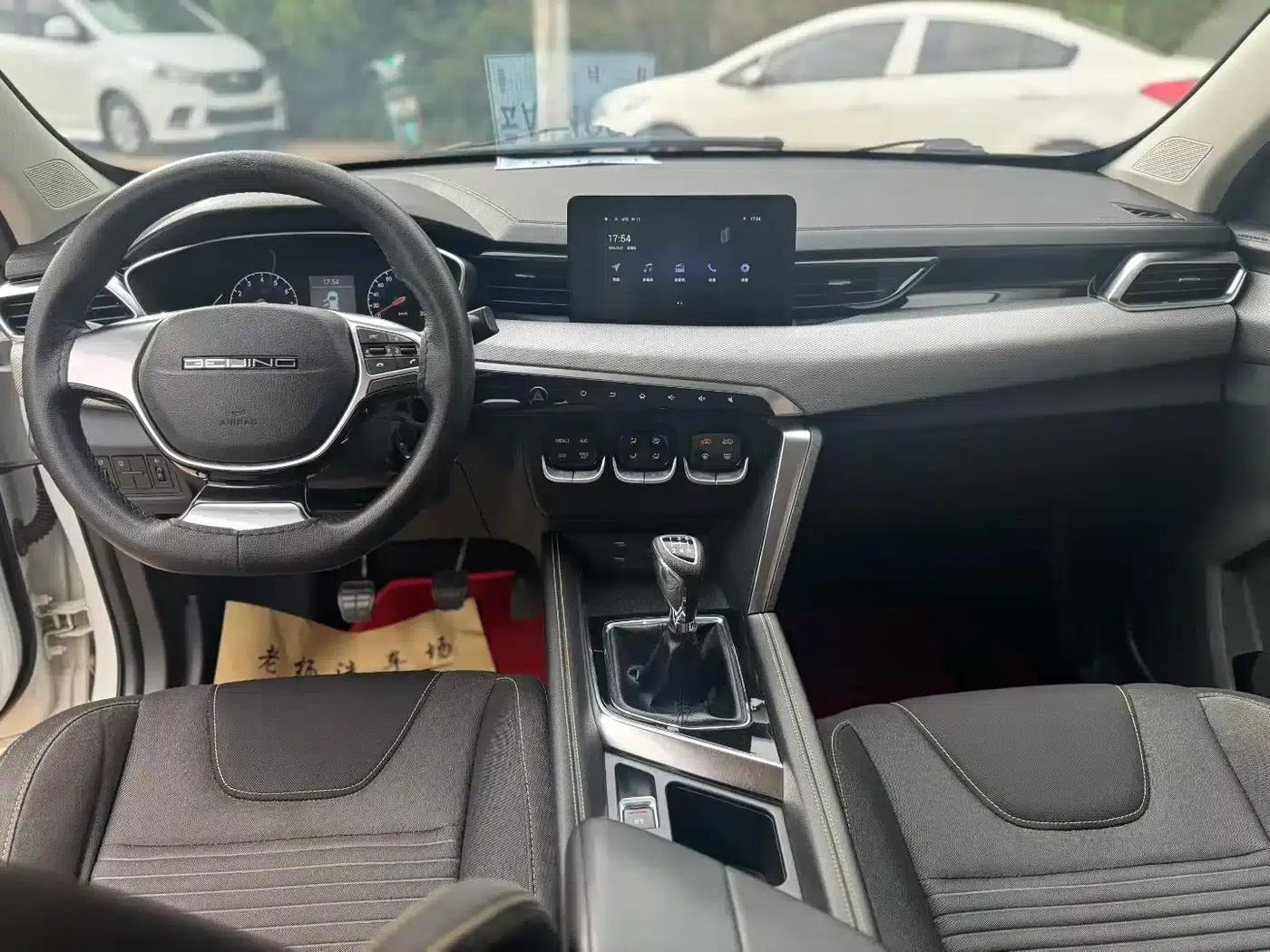 Beijing X3 2019 1.5L Manual Glory Edition — миниатюра 7