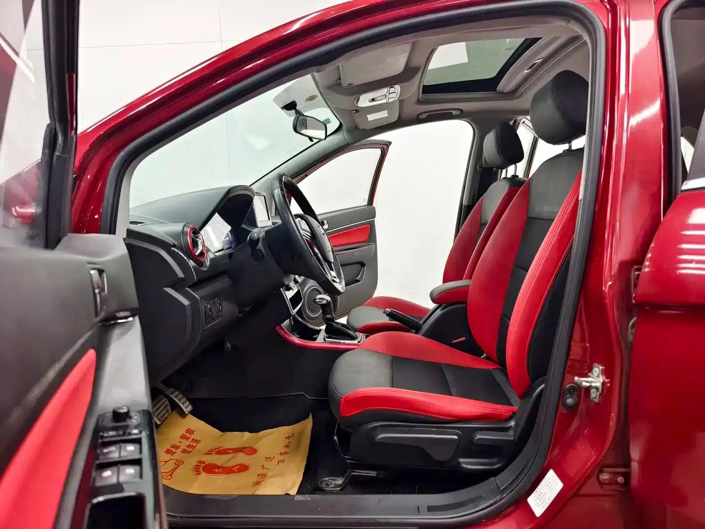 2015 Senova X25 1.5L Automatic Elite — миниатюра 11