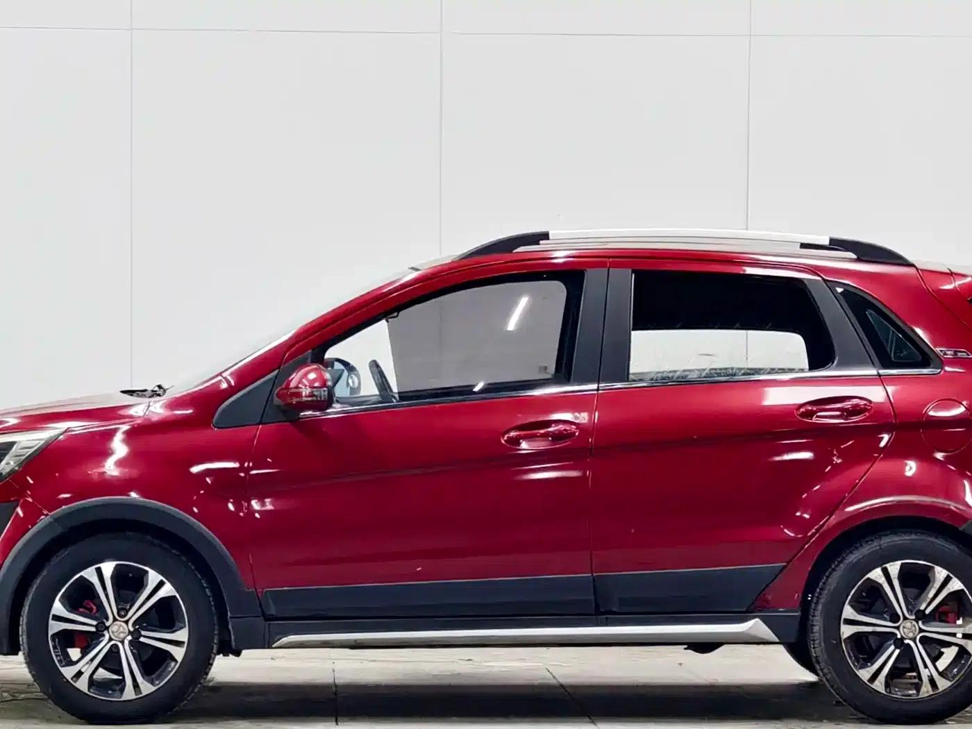 2015 Senova X25 1.5L Automatic Elite — миниатюра 7