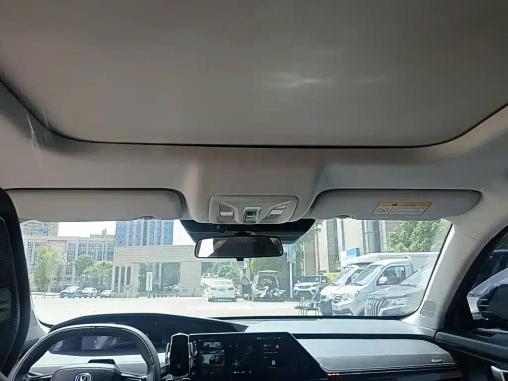Changan UNI-K Smart Electric iDD 2022 Blue Whale iDD 130km 1.5T Premium Edition — миниатюра 14