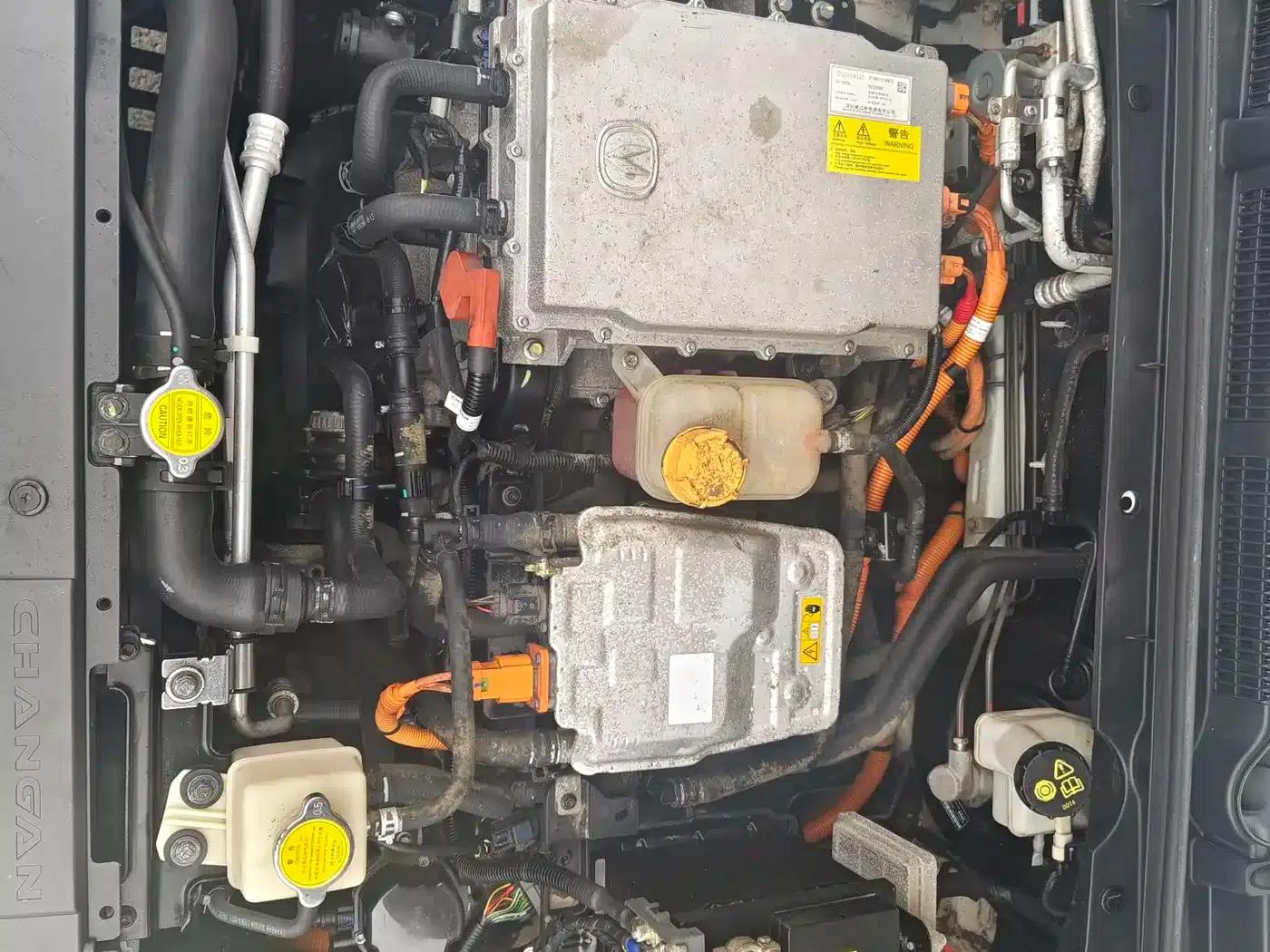 Changan Eado New Energy 2019 EV460 Smart Edition — миниатюра 8