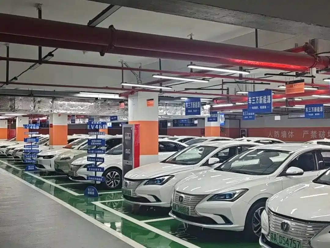 Changan Eado New Energy 2019 EV460 Smart Edition — миниатюра 10