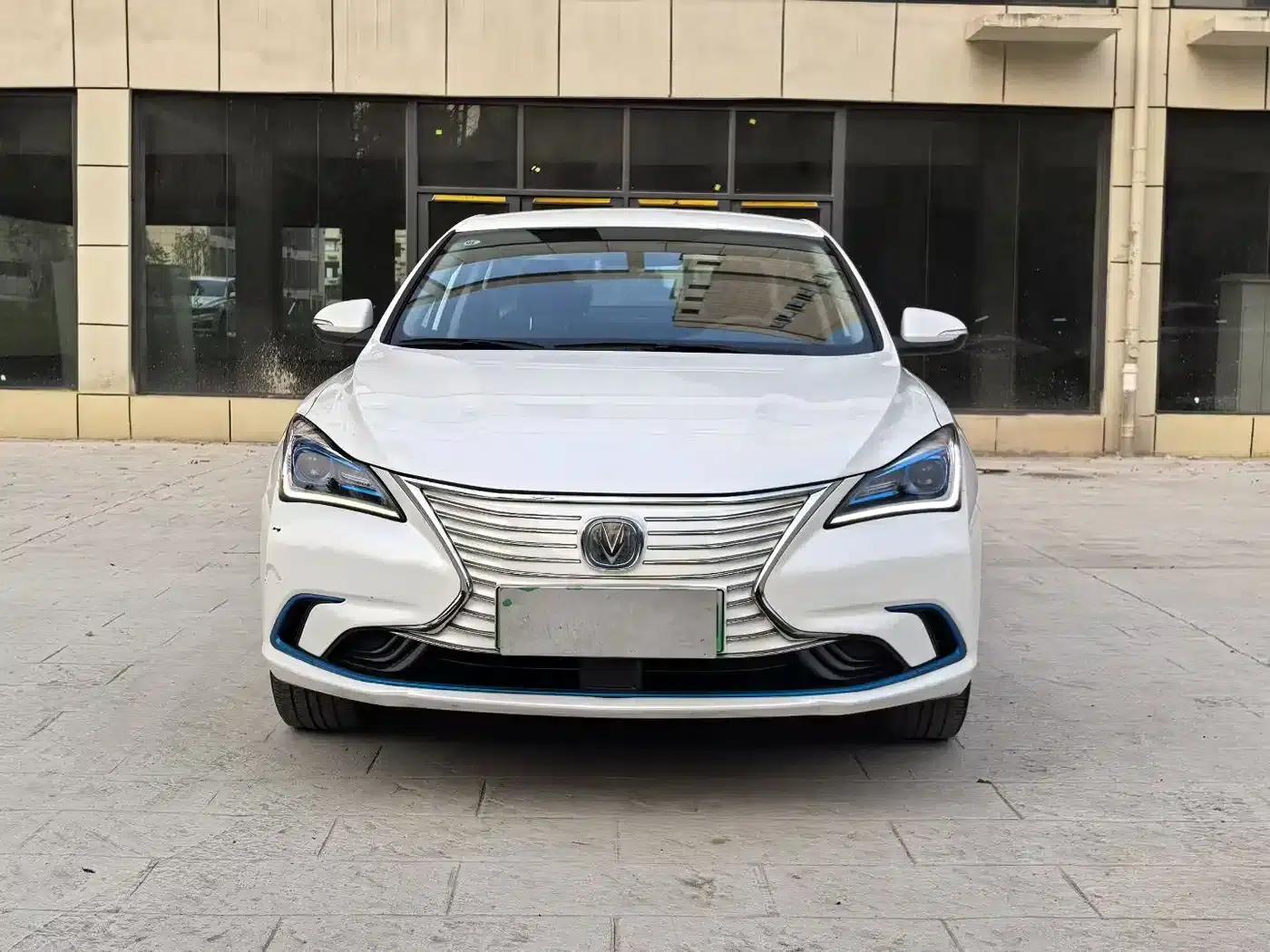 Changan Eado New Energy 2019 EV460 Shared Edition — миниатюра 2