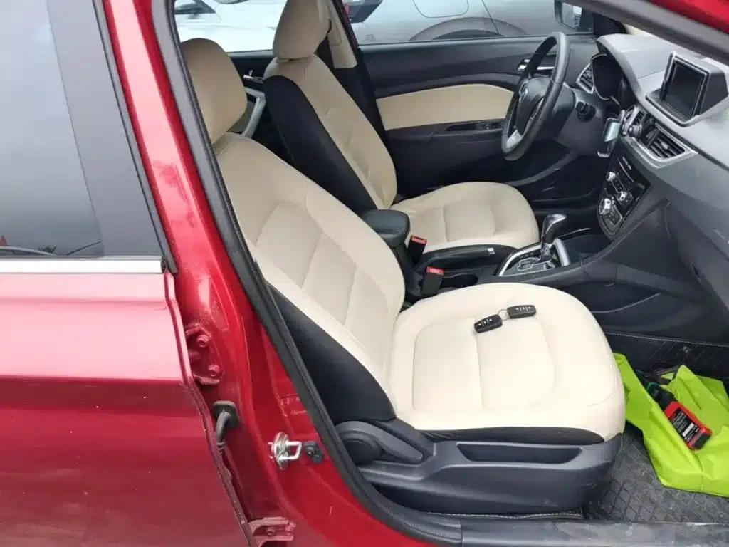 Yuexiang V7 2016 1.6L Automatic Enjoyment Edition (National V Emission Standard) — миниатюра 25