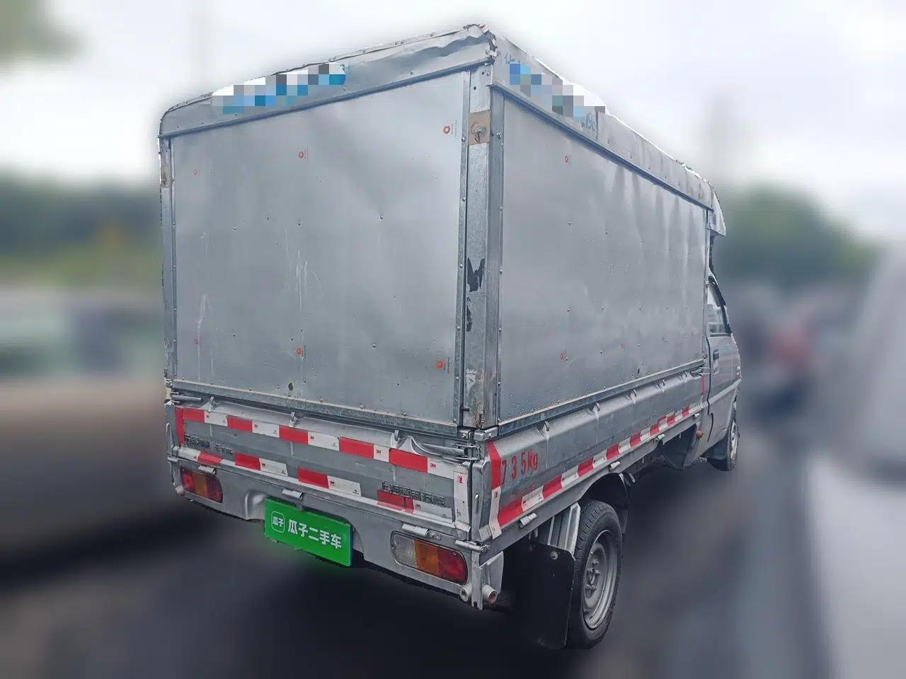Wuling Rongguang Small Truck 2012 1.5L Single-Row Basic Version L3C — миниатюра 6