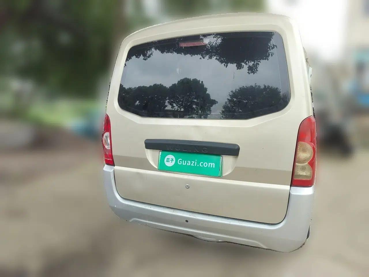 Wuling Rongguang EV 2020 Basic Version 7-Seater 300 km — миниатюра 5