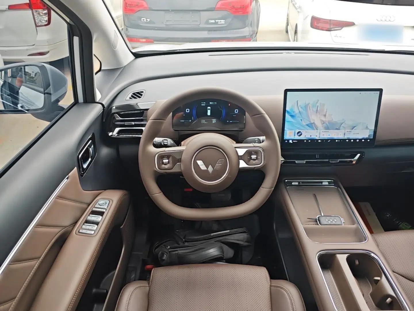 Wuling Starlight 730 2025 Model Plug-in Hybrid 125km Luxury Edition — миниатюра 13