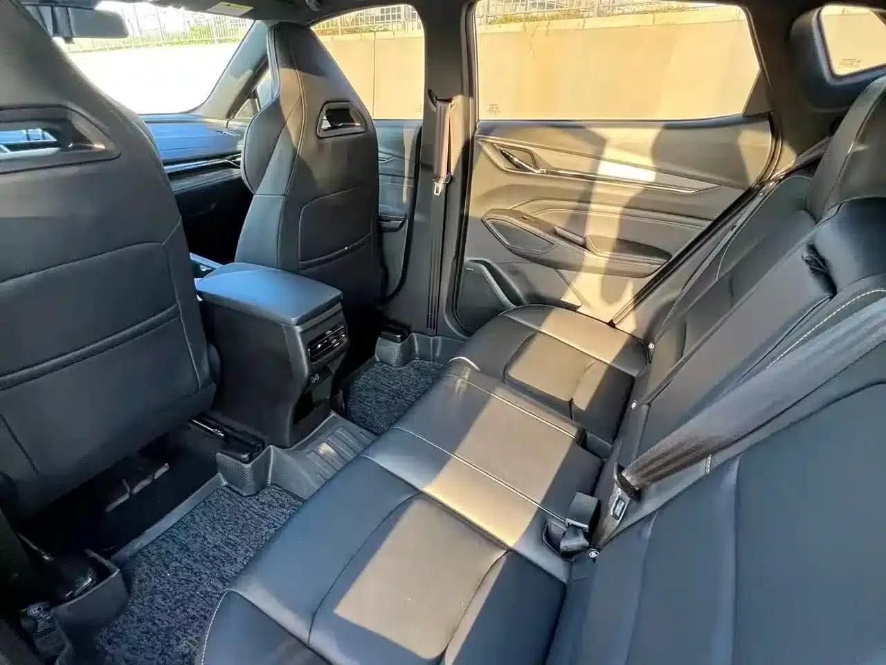 Changan Oushang X5 PLUS 2023 Facelift 1.5T DCT Premium Edition — миниатюра 14