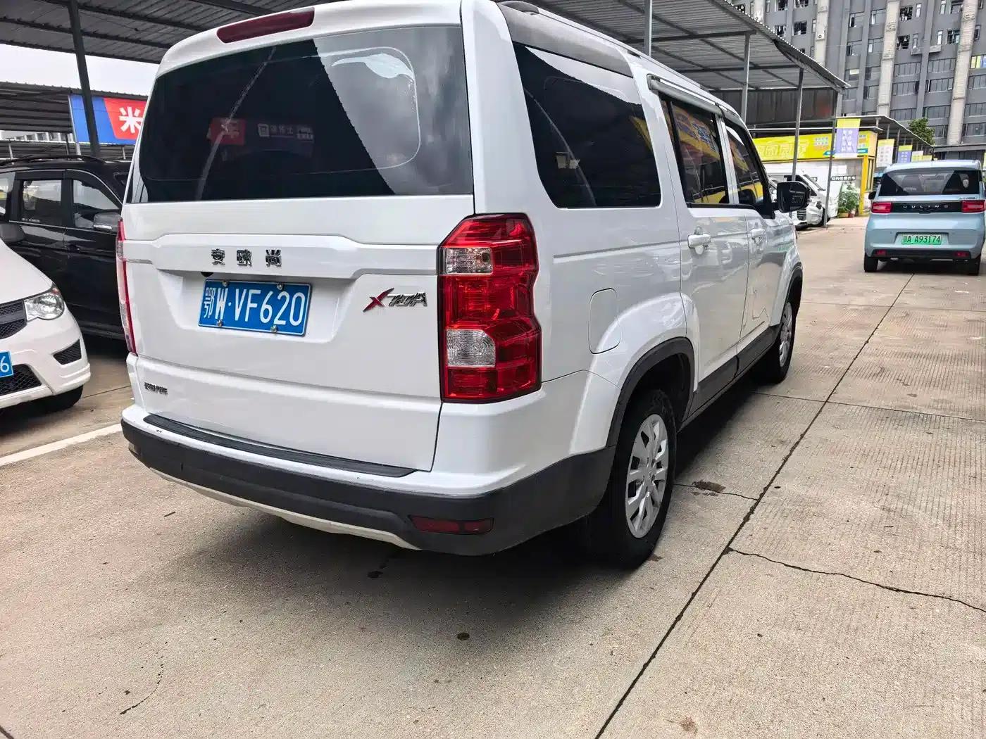 Changan Oushang X70A 2018 Model 1.5L Manual Standard Edition — миниатюра 6
