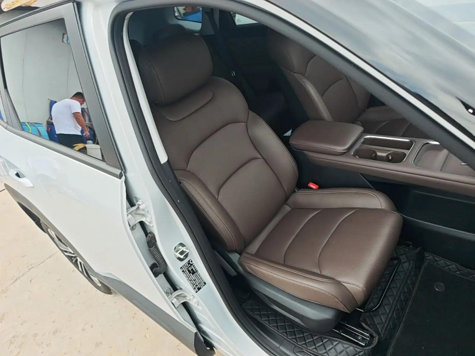Wuling Xingguang 560 New Energy 2026 Model, Plug-in Hybrid, 125 km, Luxury Version — миниатюра 24