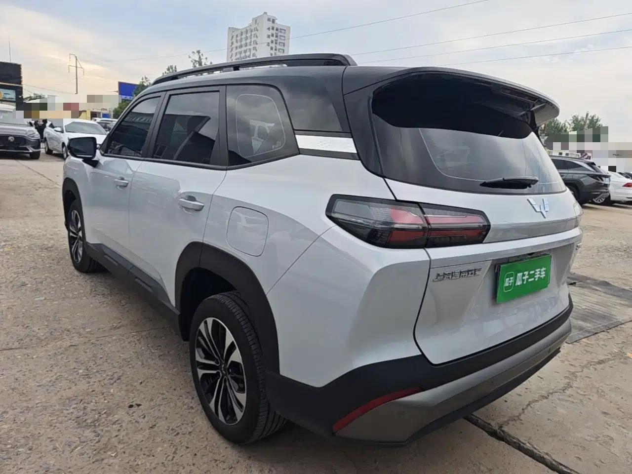 Wuling Xingguang 560 New Energy 2026 Model, Plug-in Hybrid, 125 km, Luxury Version — миниатюра 4