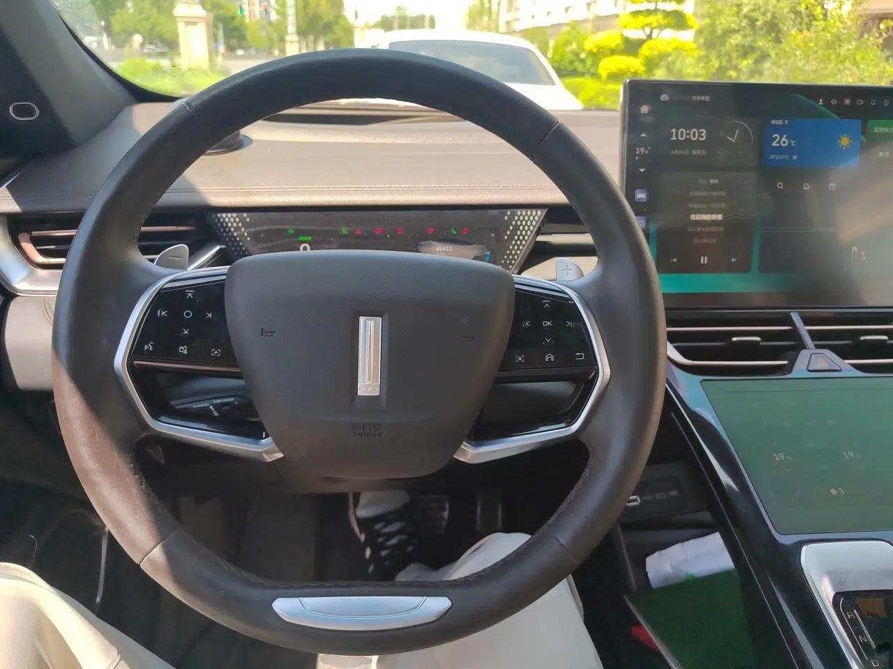 Wey Mocha 2021 2.0T Two-Wheel-Drive Premium Edition — миниатюра 10