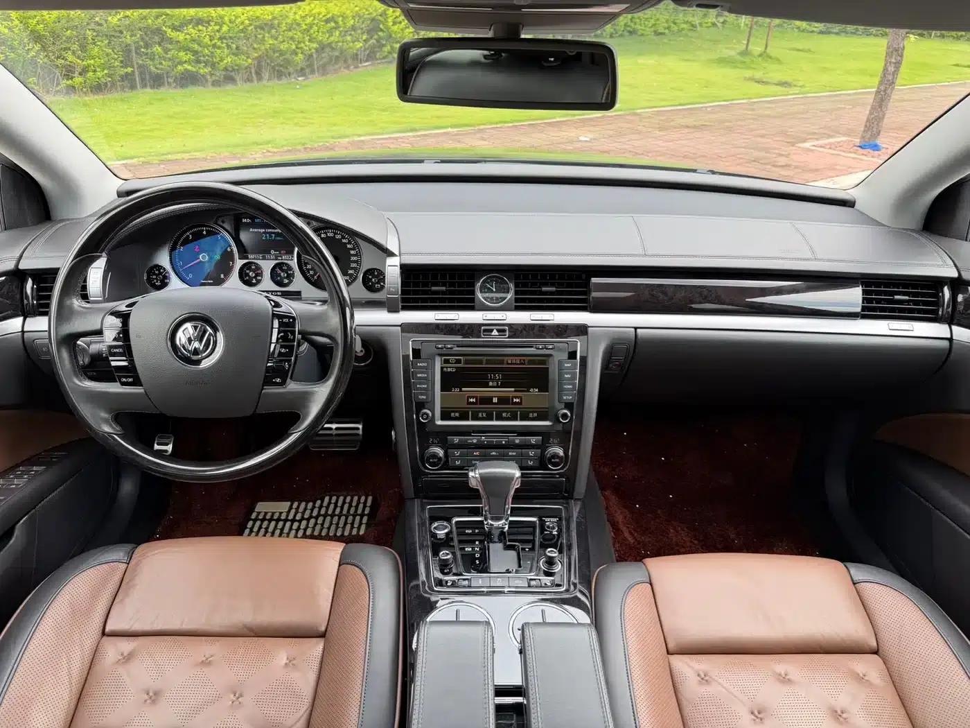 Phaeton 2015 3.6L Premium Edition — миниатюра 15