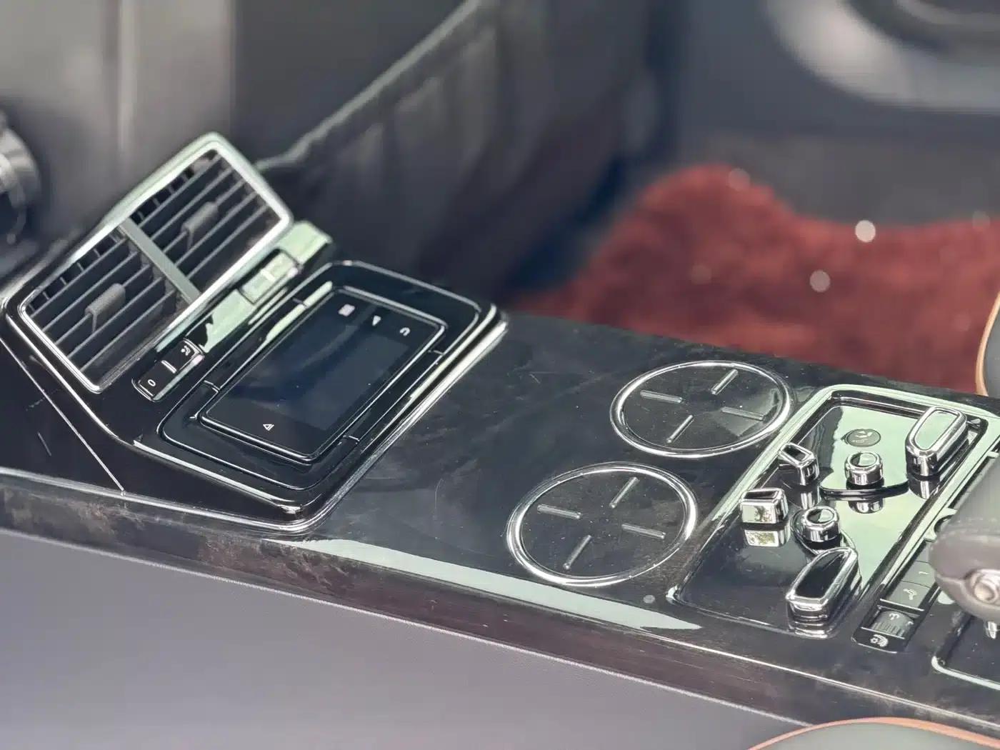 Phaeton 2015 3.6L Premium Edition — миниатюра 16