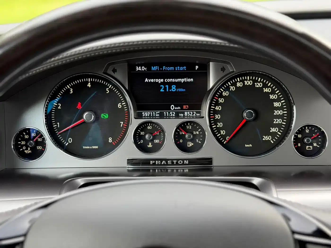 Phaeton 2015 3.6L Premium Edition — миниатюра 19