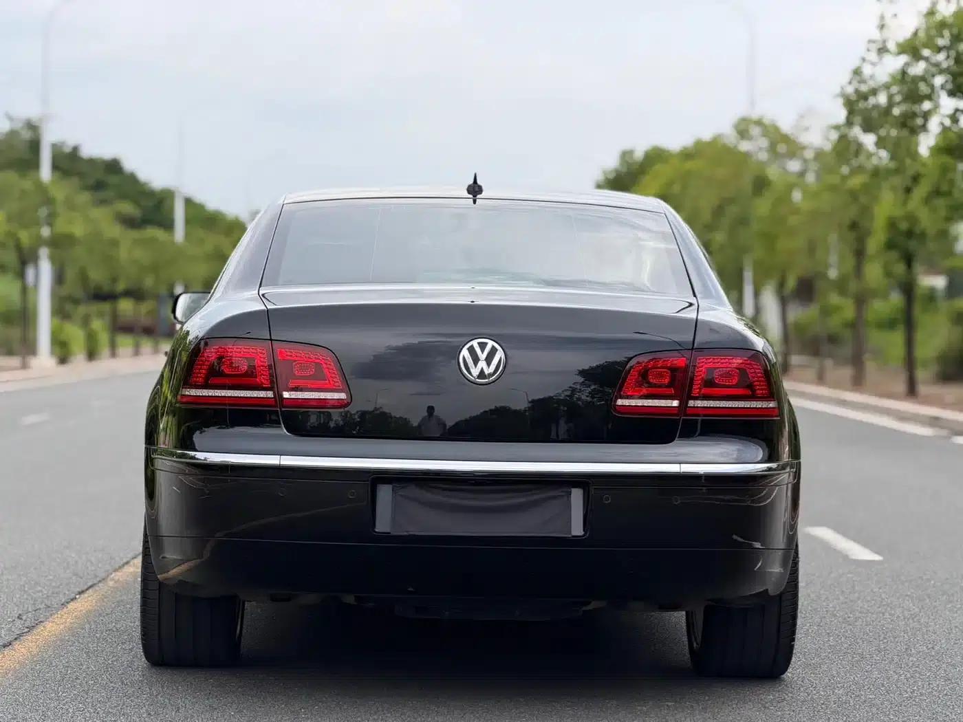 Phaeton 2015 3.6L Premium Edition — миниатюра 5