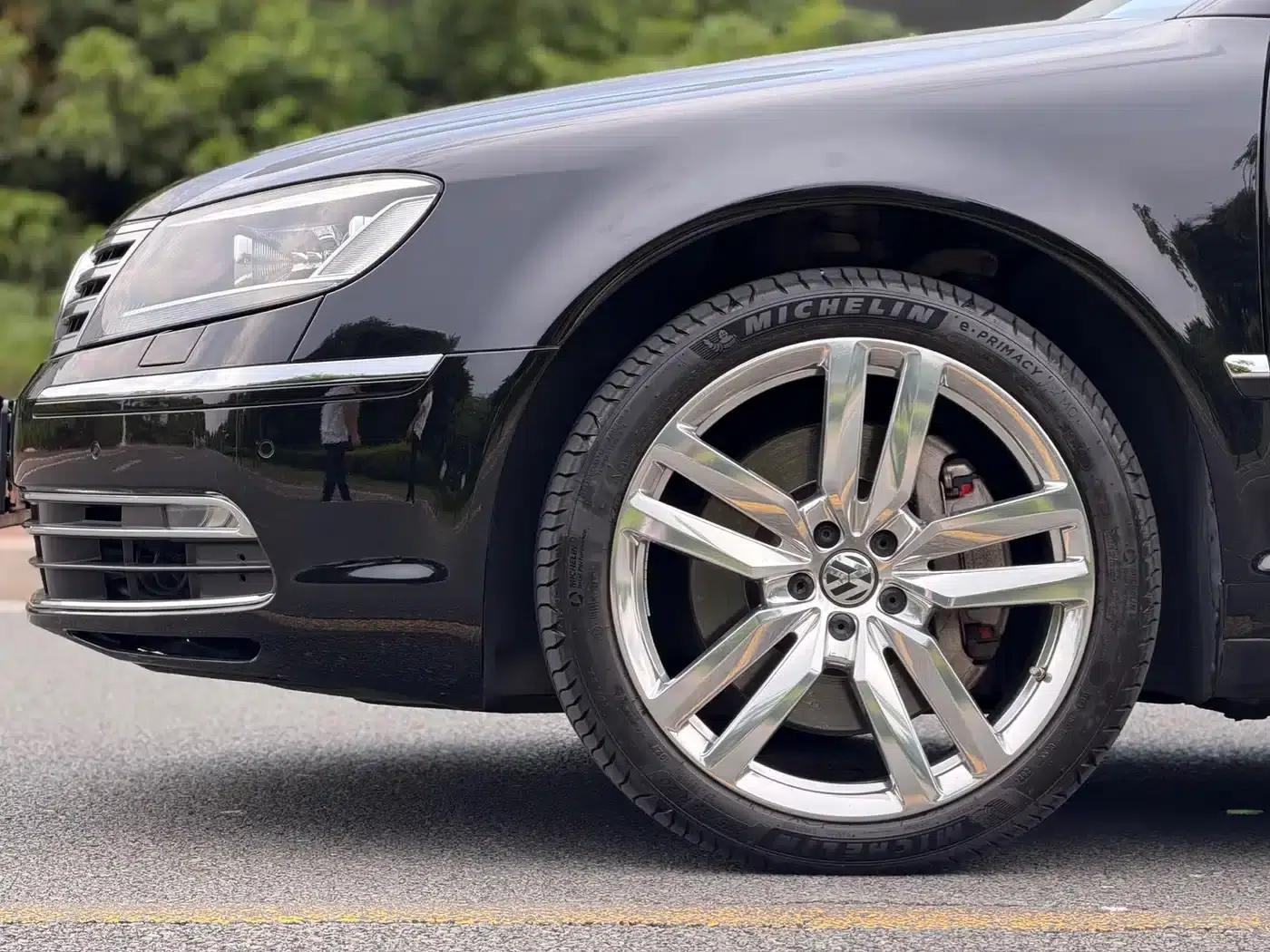 Phaeton 2015 3.6L Premium Edition — миниатюра 8