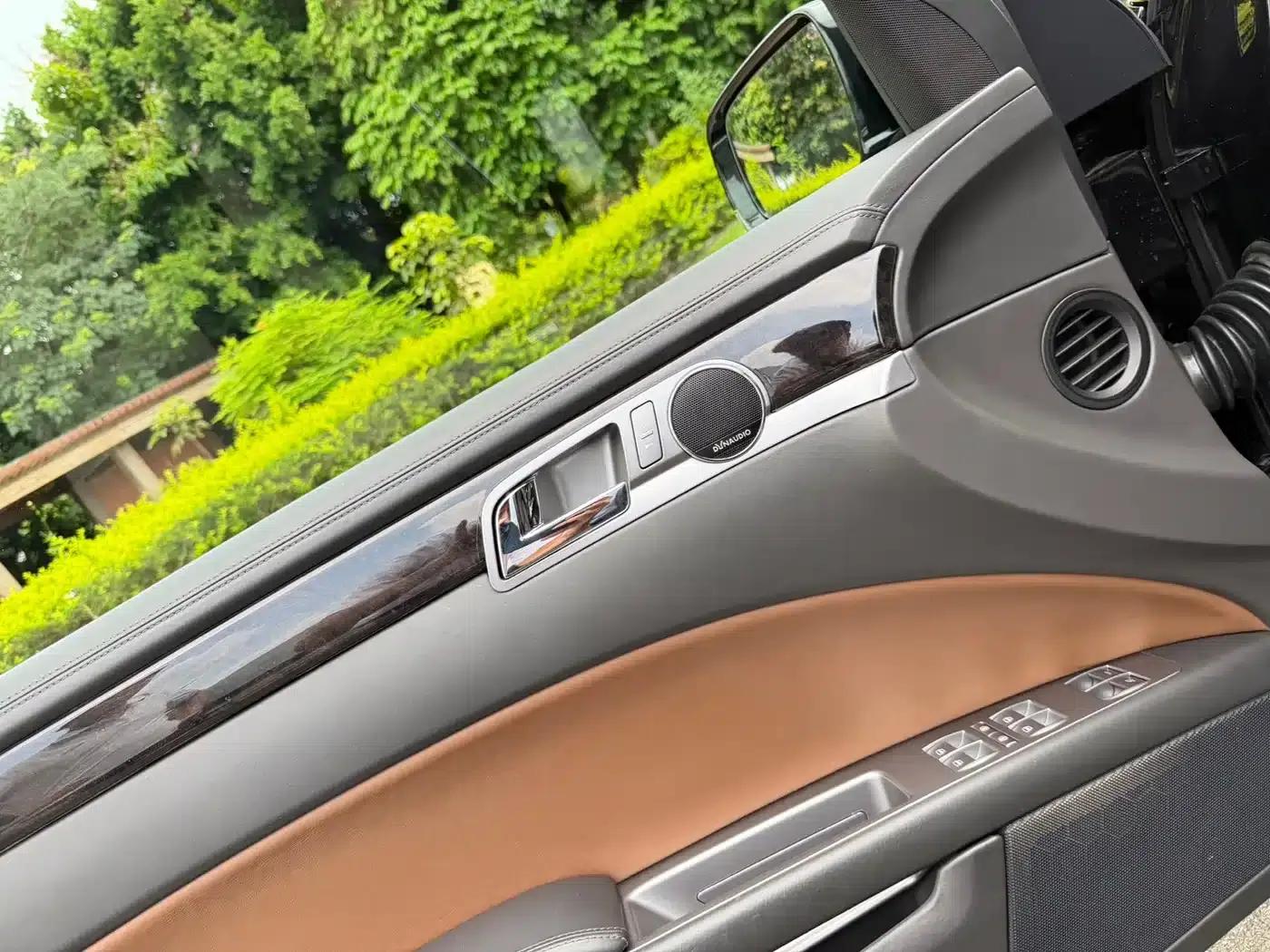 Phaeton 2015 3.6L Premium Edition — миниатюра 9