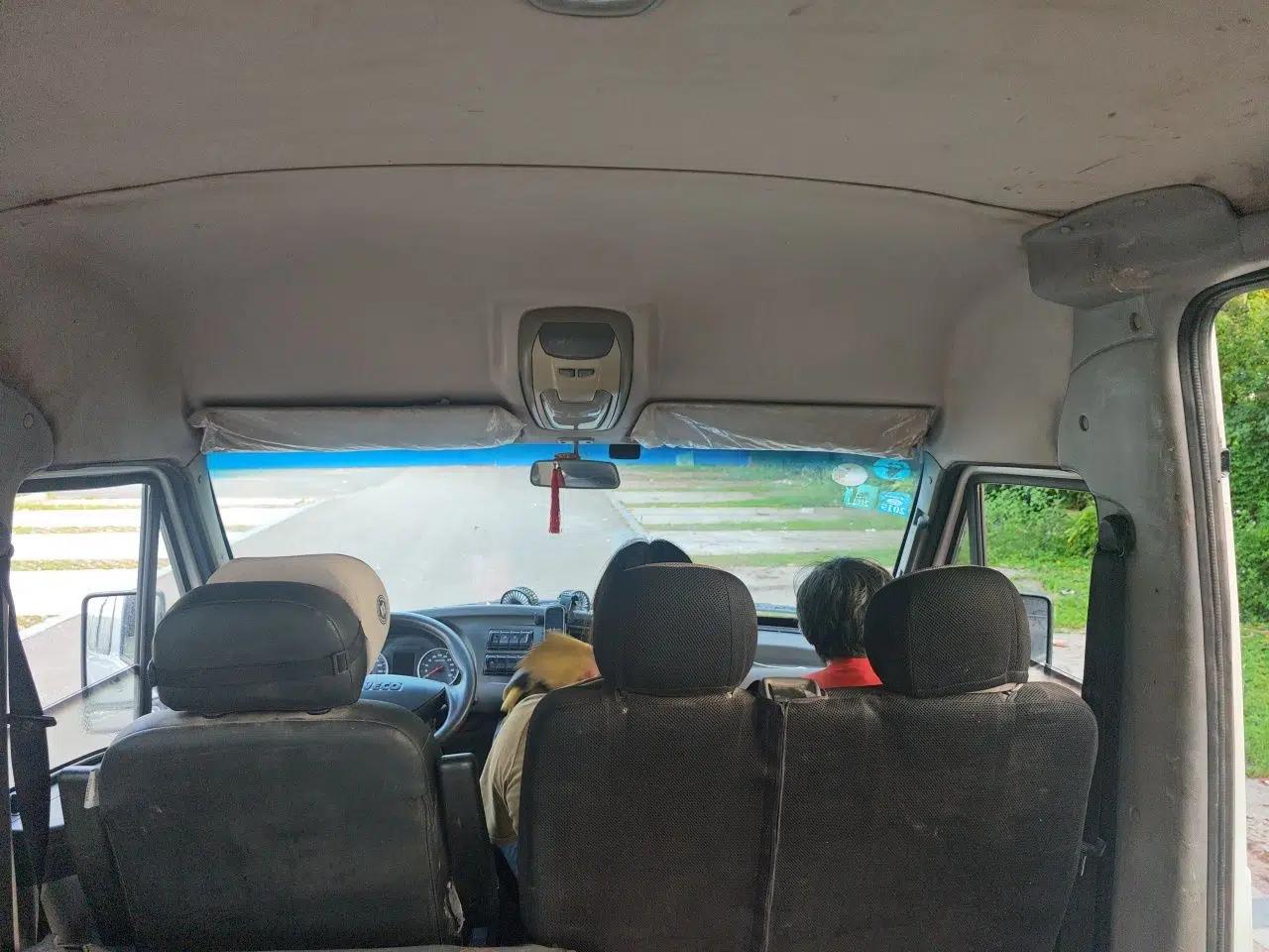 Iveco Power Daily 2017 2.5T Classic A32 Mid-Roof 6-7 Seater Bus 47Z5 — миниатюра 18