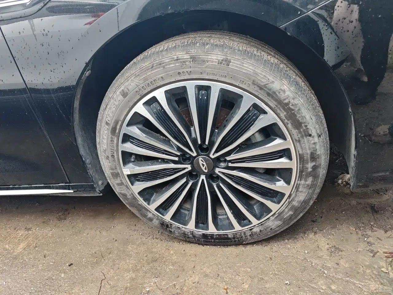 Chery Fengyun A8L 2025 1.5 TGDI 145 km Luxury Version — миниатюра 8