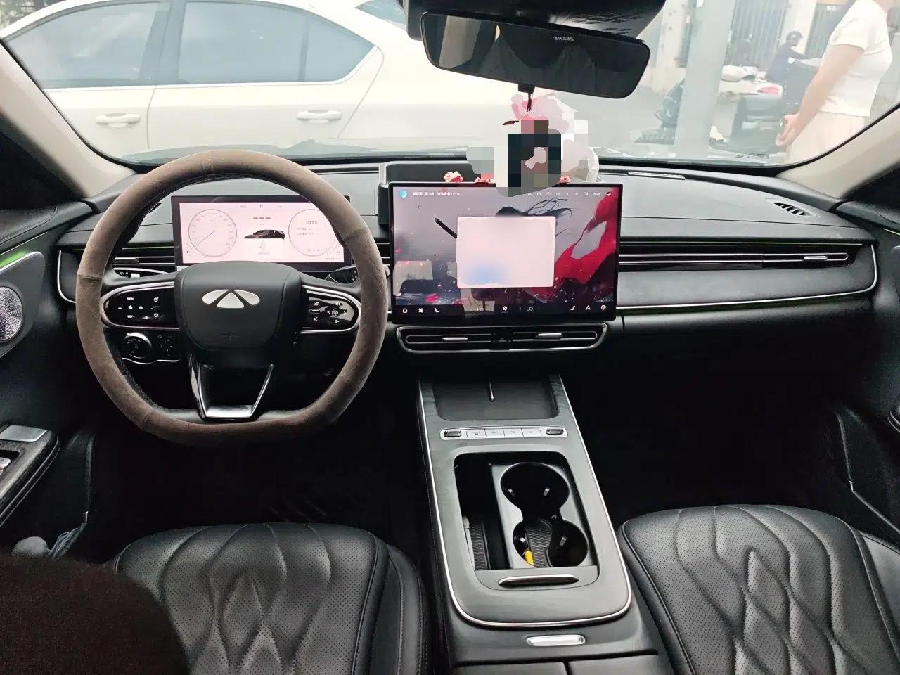 Chery Fengyun A8L 2025 1.5 TGDI 145 km Luxury Version — миниатюра 9
