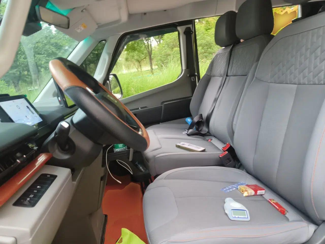 Farizon Super VAN 2025 Model, Zhifu Edition, Short-wheelbase Medium-roof, 83 kWh — миниатюра 15