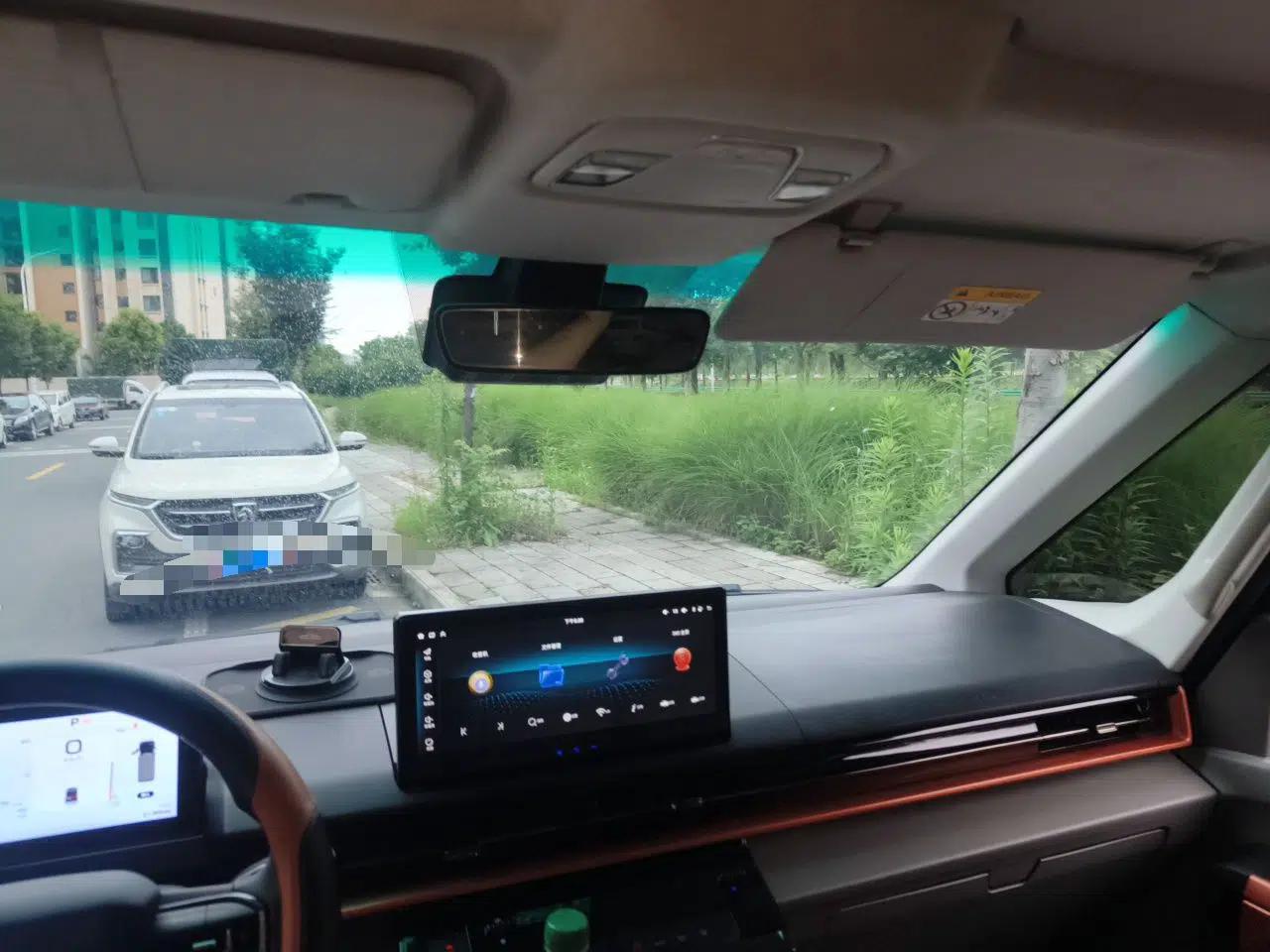 Farizon Super VAN 2025 Model, Zhifu Edition, Short-wheelbase Medium-roof, 83 kWh — миниатюра 18