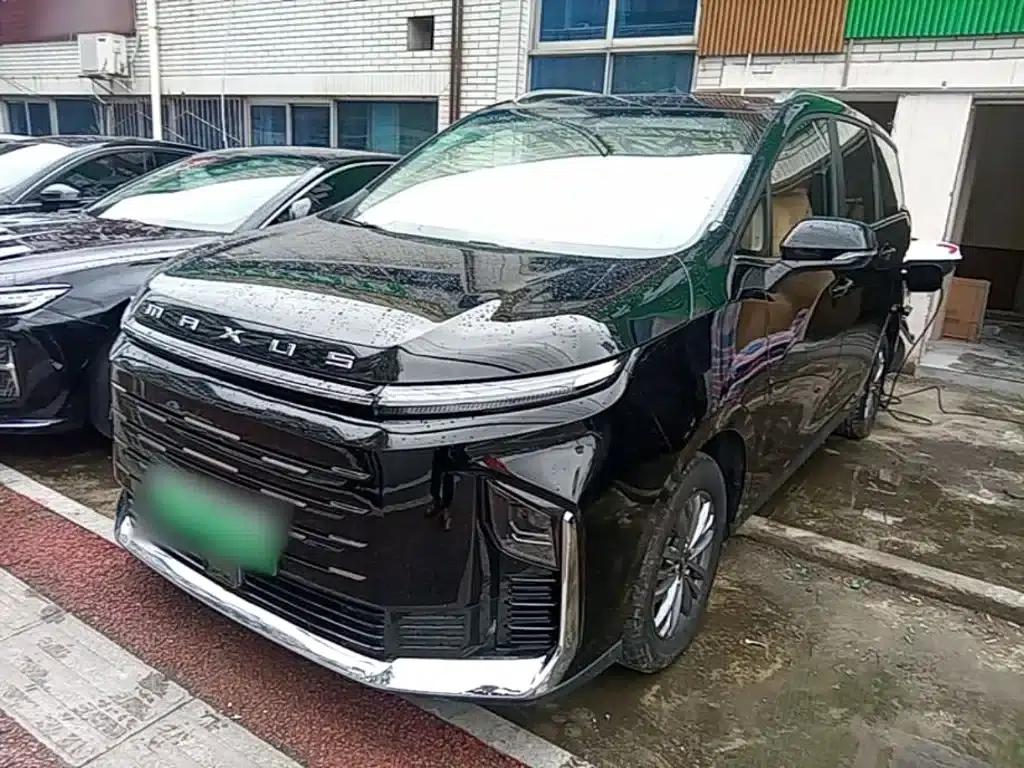 Maxus G50 Plug-in Hybrid 2025 Navigator Edition — миниатюра 1