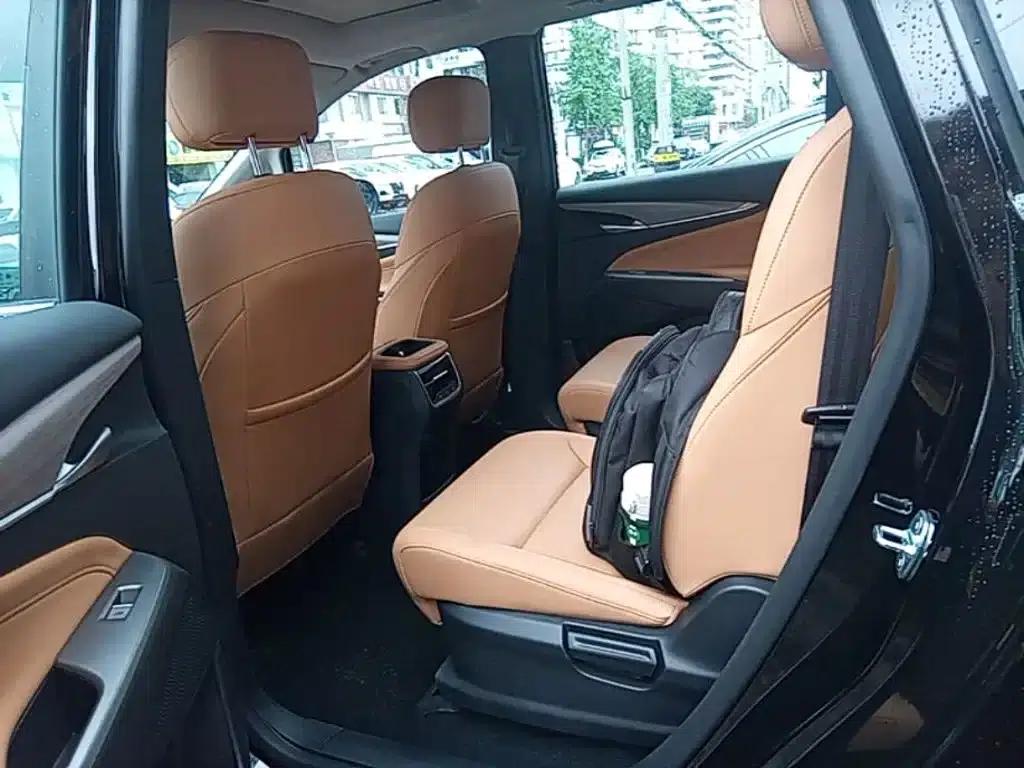 Maxus G50 Plug-in Hybrid 2025 Navigator Edition — миниатюра 17