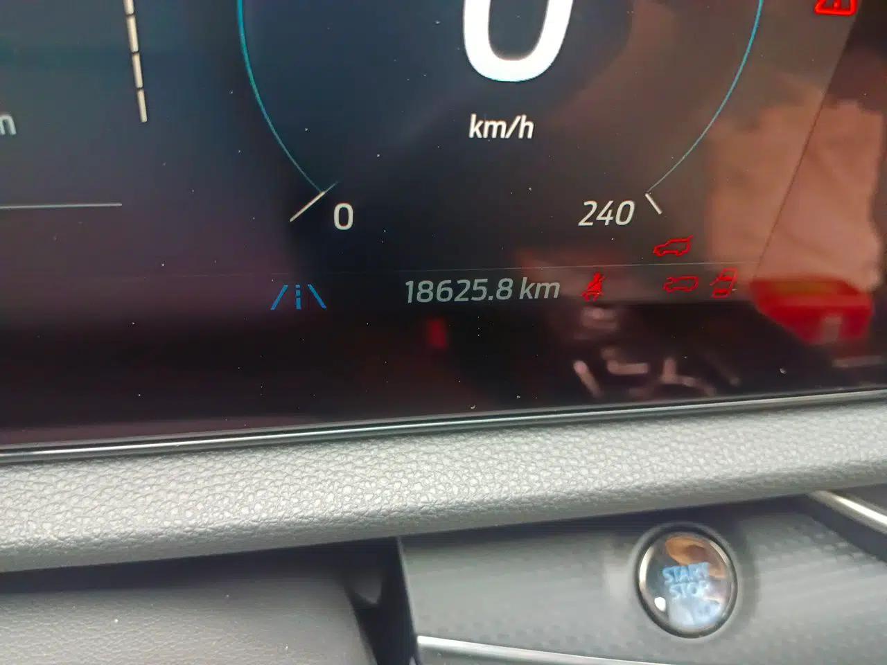 Ford Equator Sport New Energy 2025 Luxury Plus Version — миниатюра 12