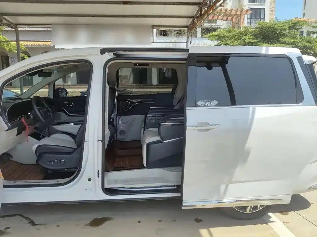 Maxus G90 2022 2.0T Interstellar Six-Seat Edition — миниатюра 14