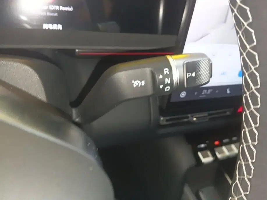 iCAR V27 2026 Model 210KM Two-Wheel Drive Falcon 500 — миниатюра 16