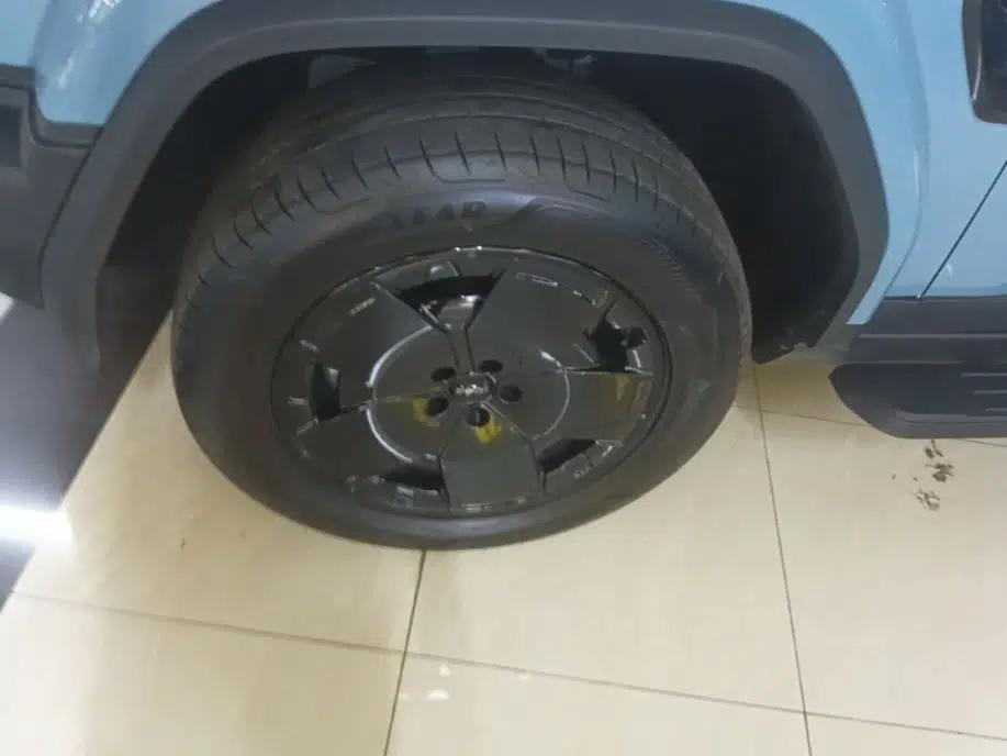 iCAR V27 2026 Model 210KM Two-Wheel Drive Falcon 500 — миниатюра 10