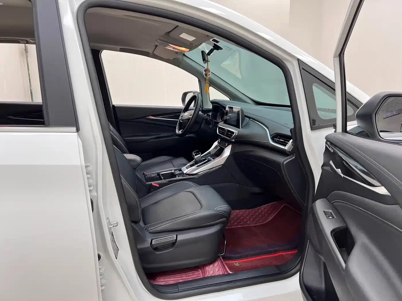 Everyone 5 2022 1.3T PLUG IN Enjoy Edition 7-seater — миниатюра 30