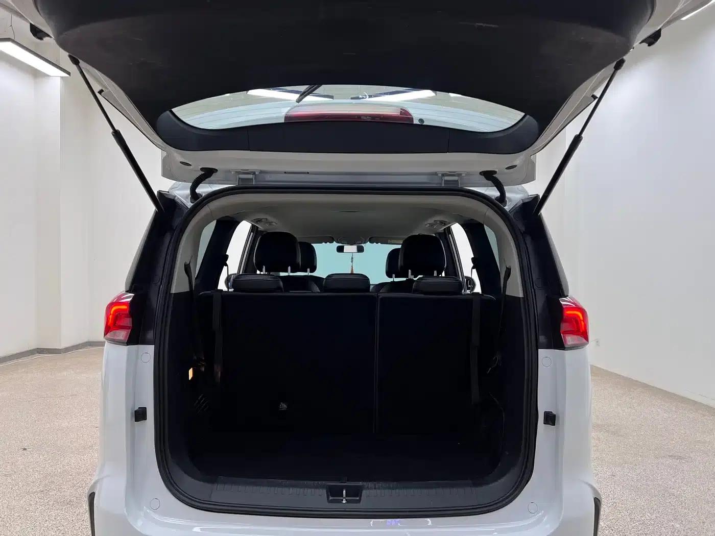 Everyone 5 2022 1.3T PLUG IN Enjoy Edition 7-seater — миниатюра 31