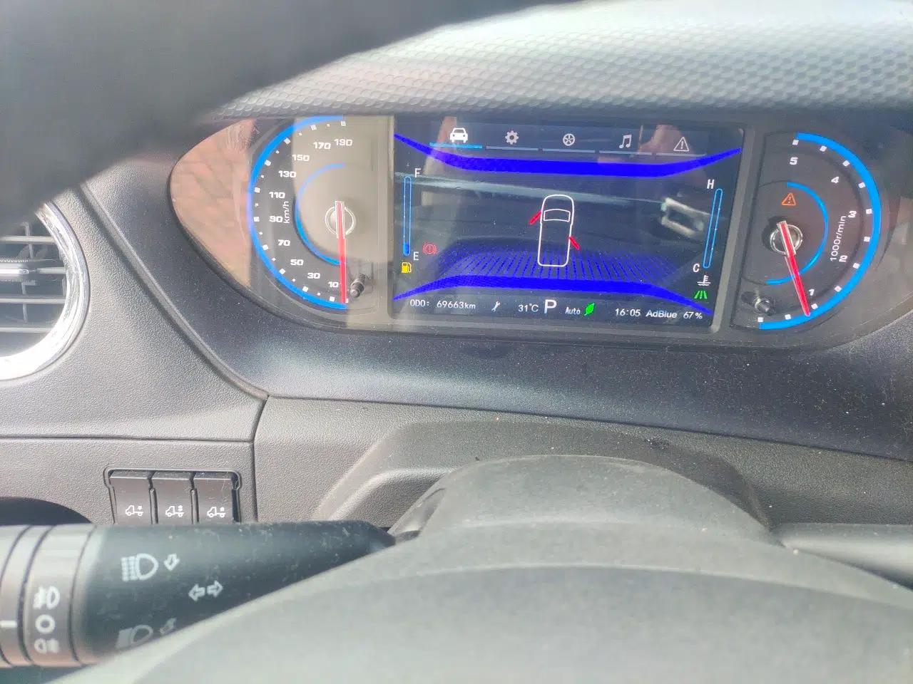 Iveco Eurocargo Iveco Ousheng, 3.0 automatic diesel, long wheelbase, low roof — миниатюра 12