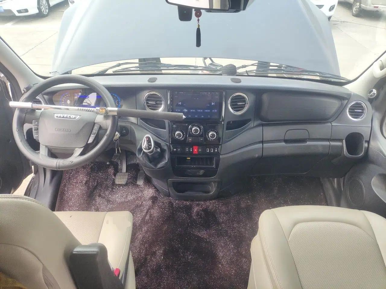 Iveco Eurocargo Iveco Ousheng, 3.0 automatic diesel, long wheelbase, low roof — миниатюра 9