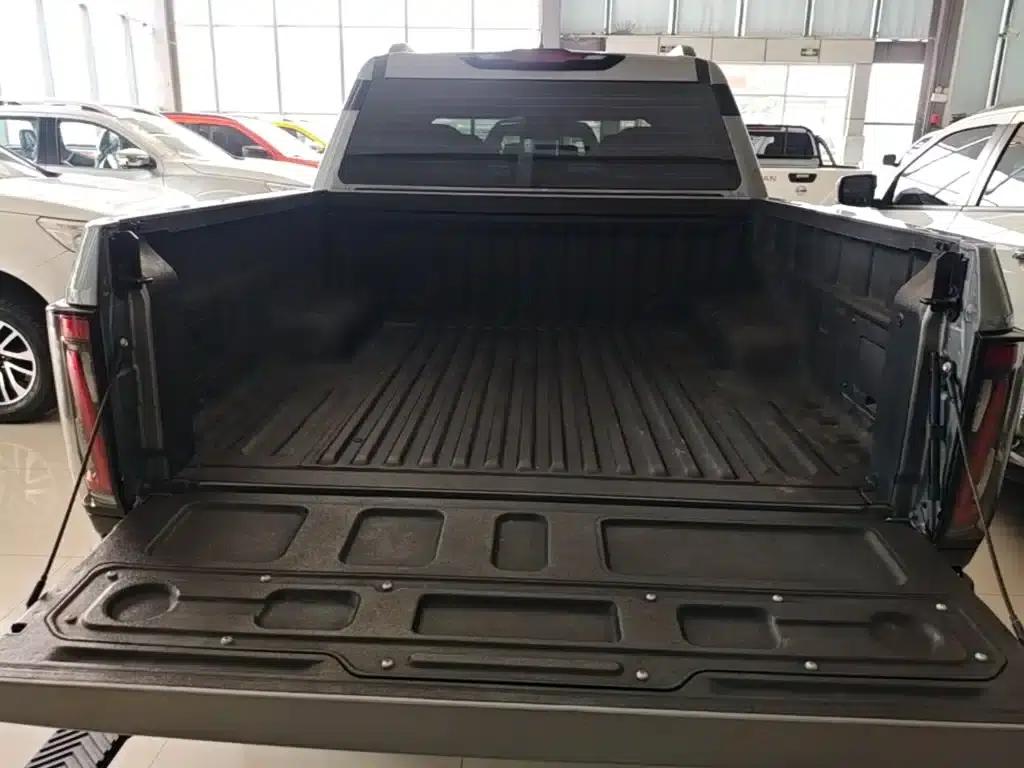 Zhengzhou Nissan Z9 GE PHEV 2025 135KM AWD Premium Edition — миниатюра 19