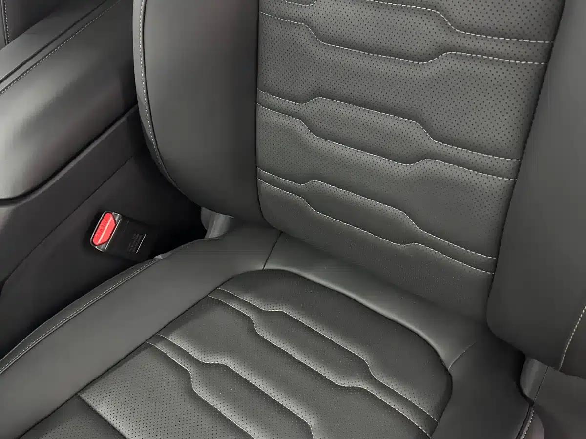 Zhengzhou Nissan Z9 2025 GT 2.3T Automatic Diesel 4WD Enjoy Edition — миниатюра 3