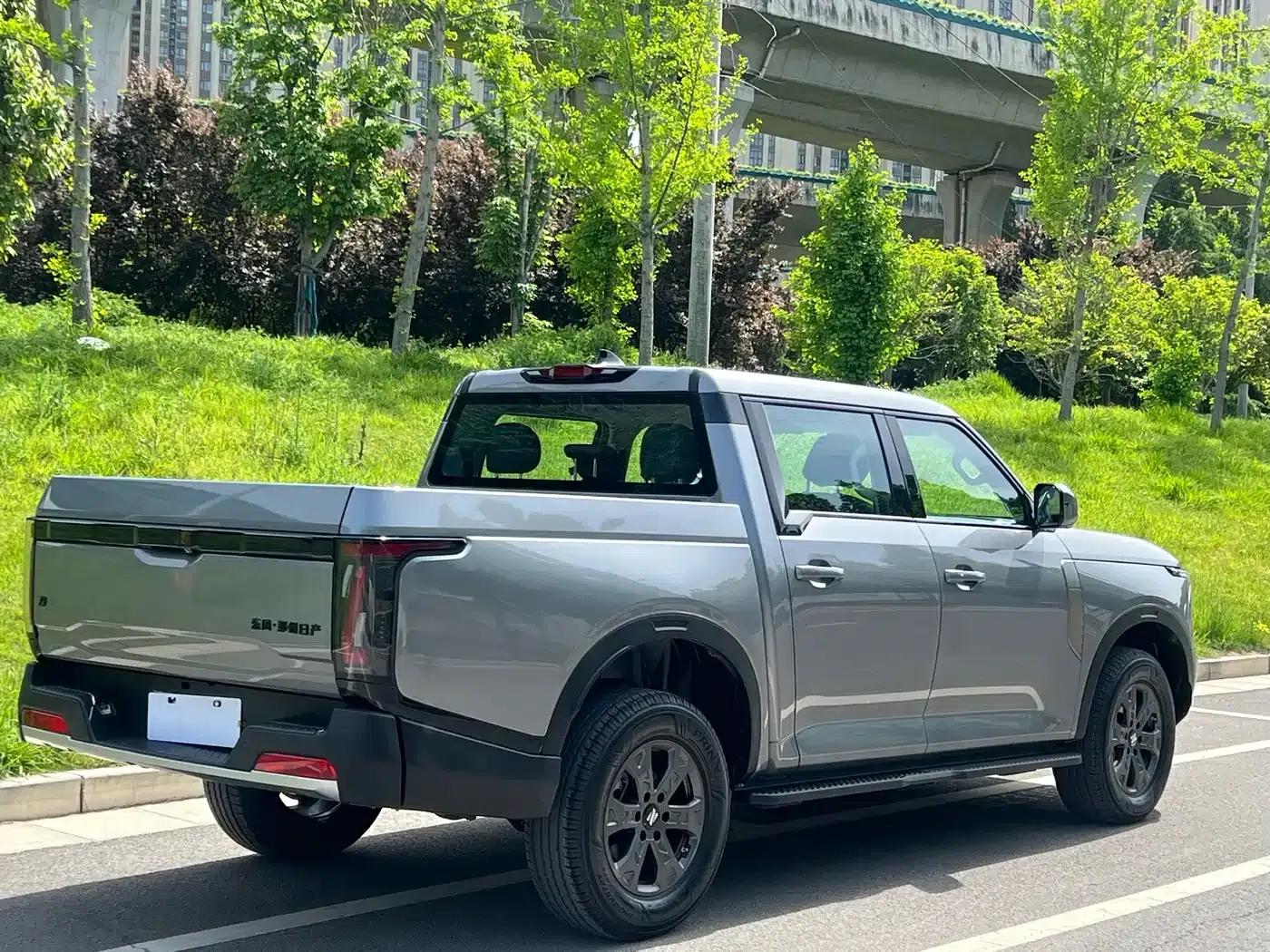 Zhengzhou Nissan Z9 2025 GT 2.3T Automatic Diesel 4WD Enjoy Edition — миниатюра 7