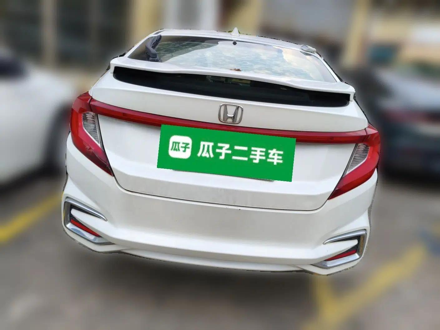 Honda Gienia 2017 1.5L CVT Classic Edition — миниатюра 5