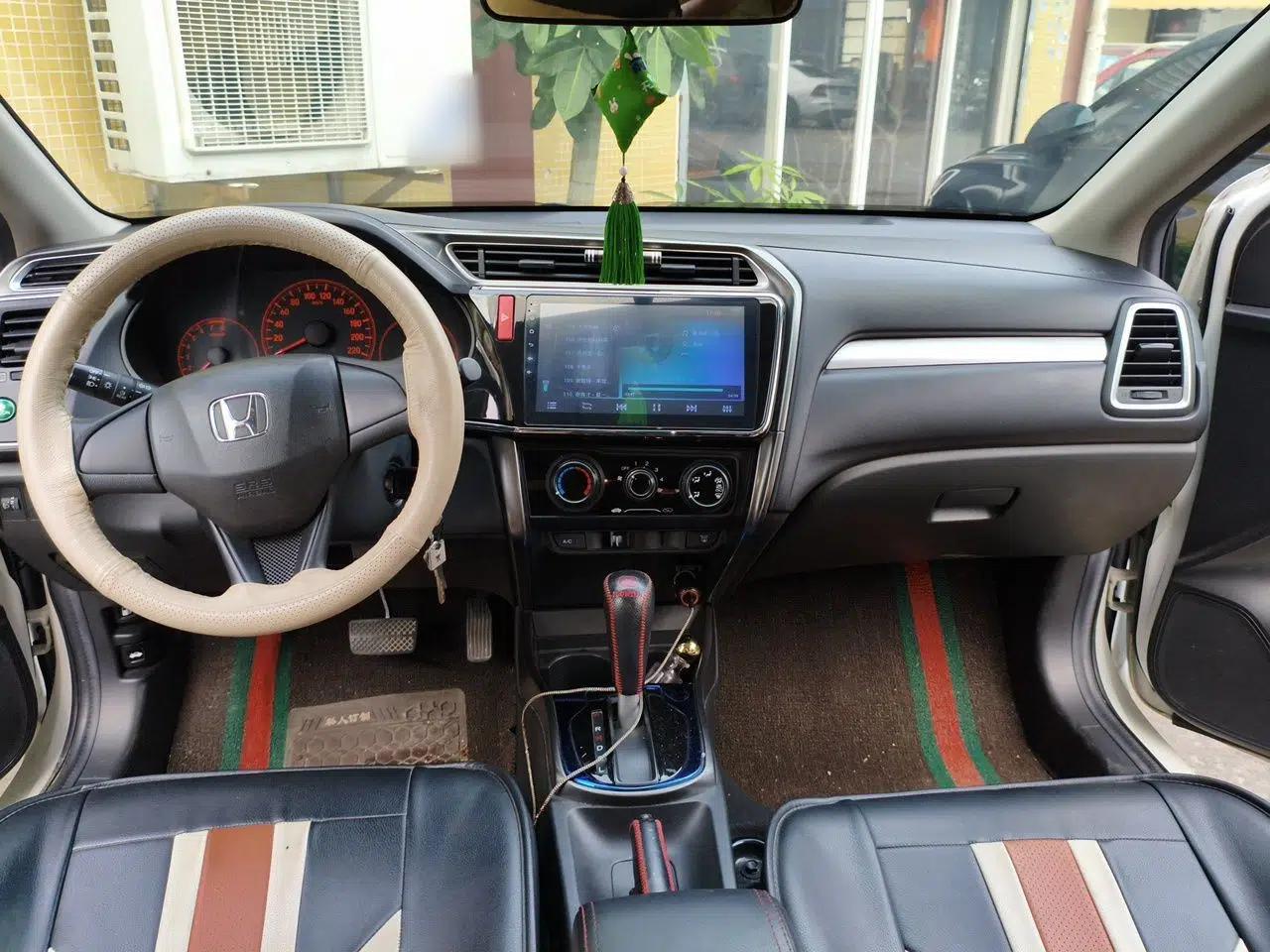 Honda Gienia 2017 1.5L CVT Classic Edition — миниатюра 9