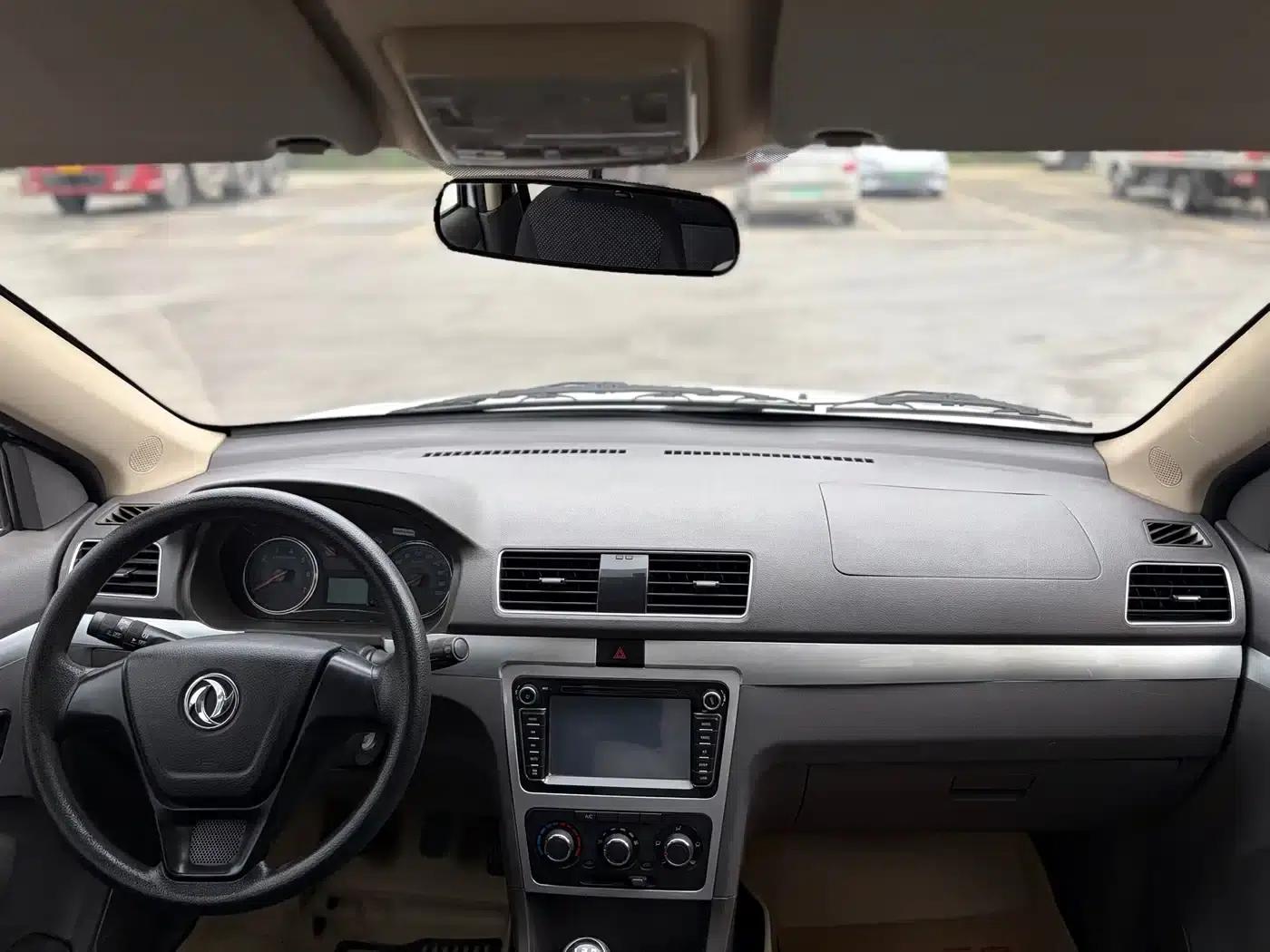Fengguang 360 2015 Model 1.5L Manual Deluxe 7-Seater National V Emission Standard — миниатюра 7